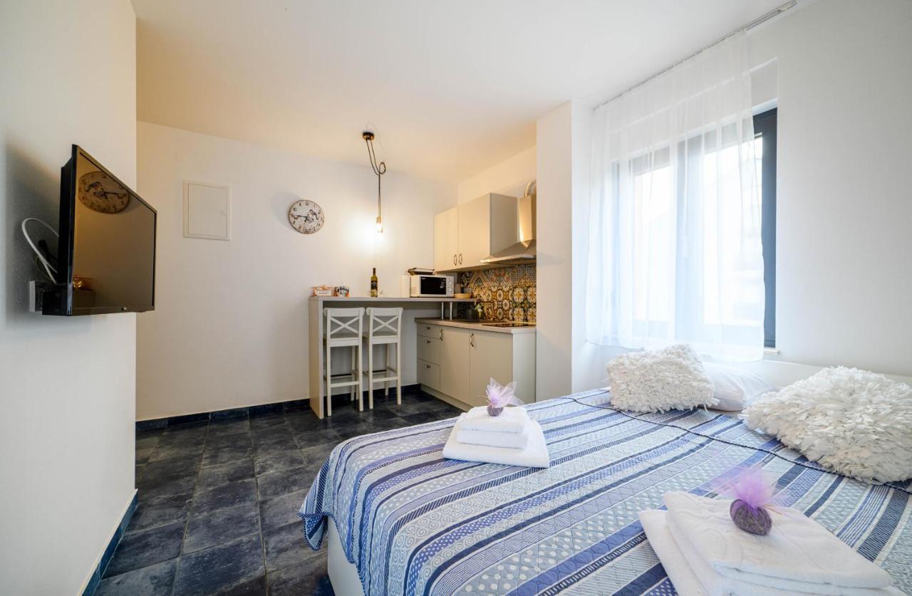 Ferienwohnung Ledunis Šibenik Exterior foto