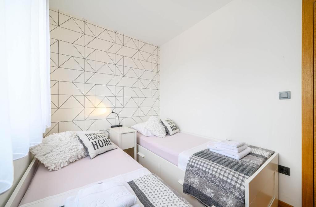 Ferienwohnung Ledunis Šibenik Exterior foto