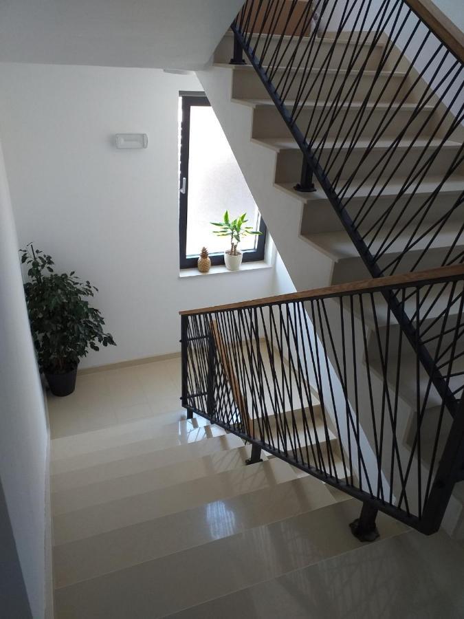 Ferienwohnung Ledunis Šibenik Exterior foto